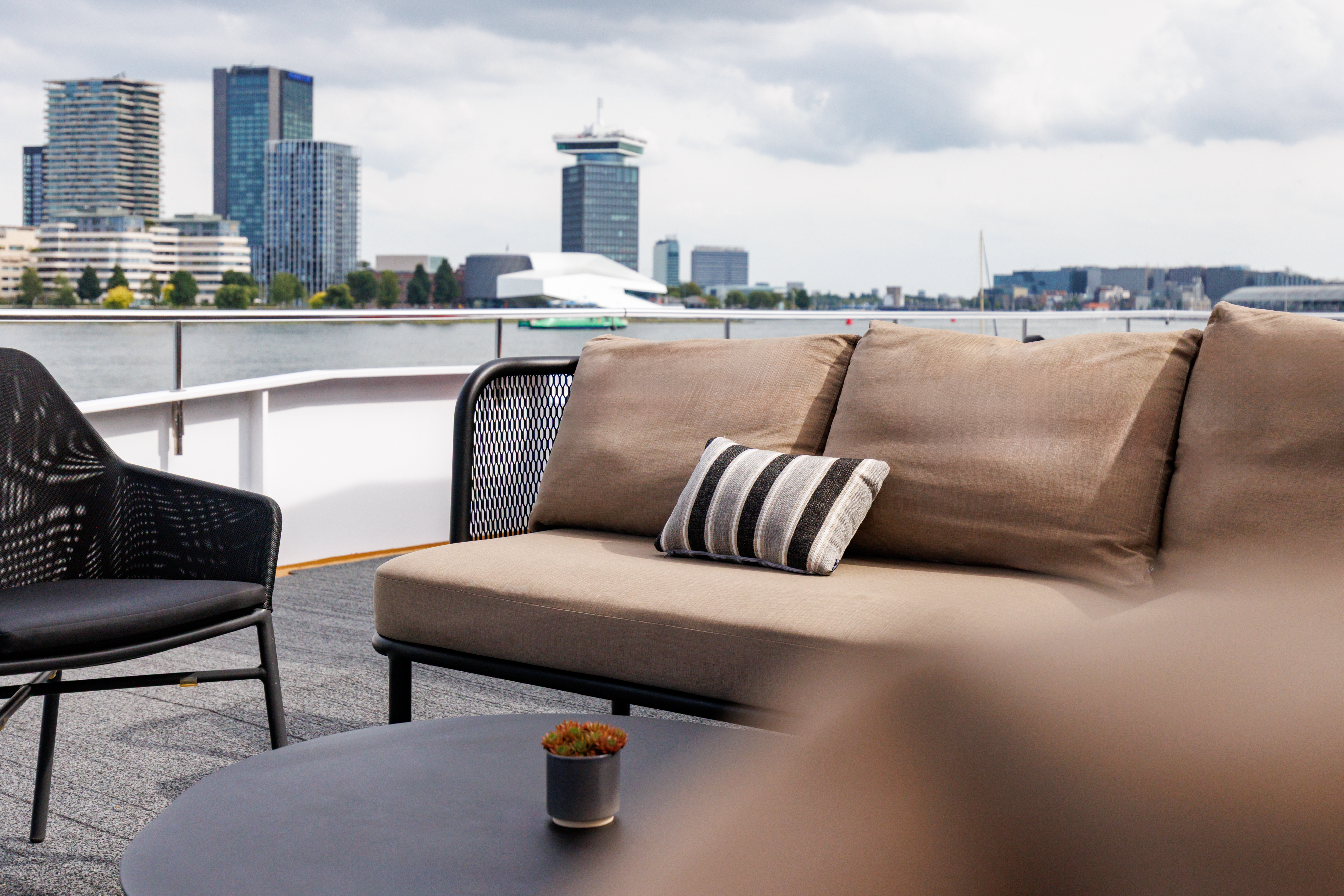 Avalon Vista - Sky Deck